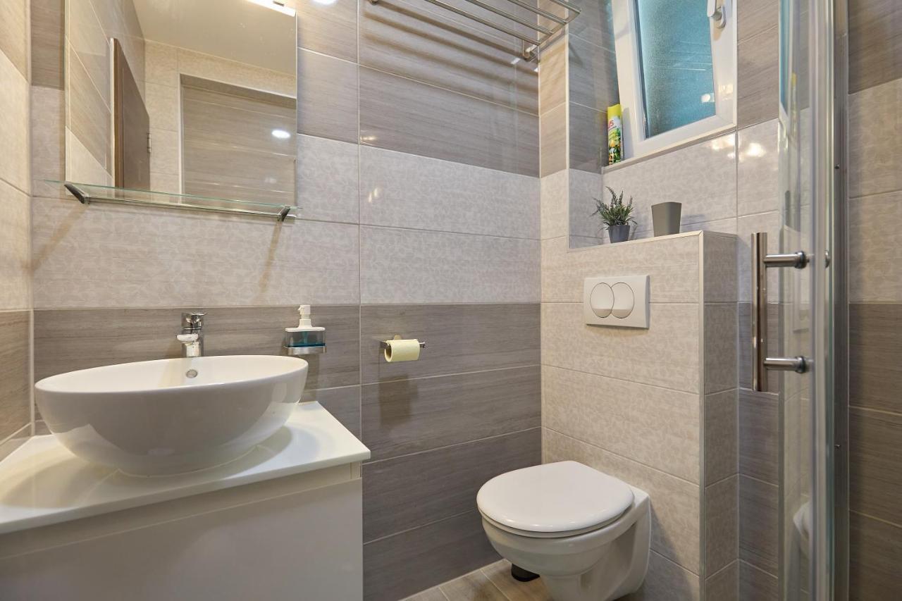Stiga 2 - Two Bedroom Ap. Prozura ภายนอก รูปภาพ